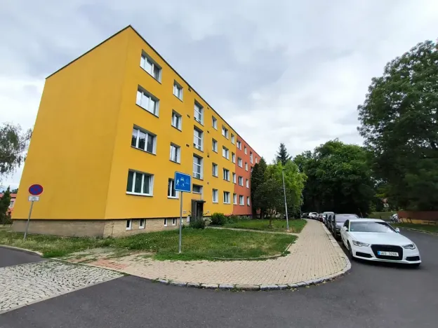 Pronájem bytu 2+1, Lovosice, Sady pionýrů, 56 m2