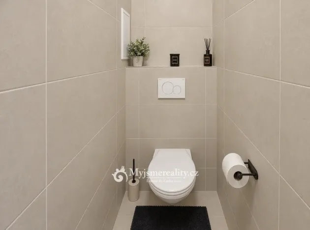 Pronájem bytu 1+kk, Znojmo, Jarošova, 32 m2