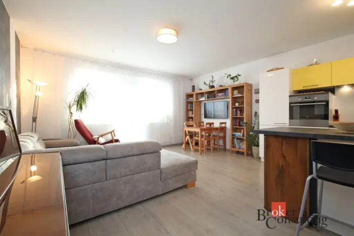 Prodej bytu 3+kk, Jinočany, Smetanova, 74 m2