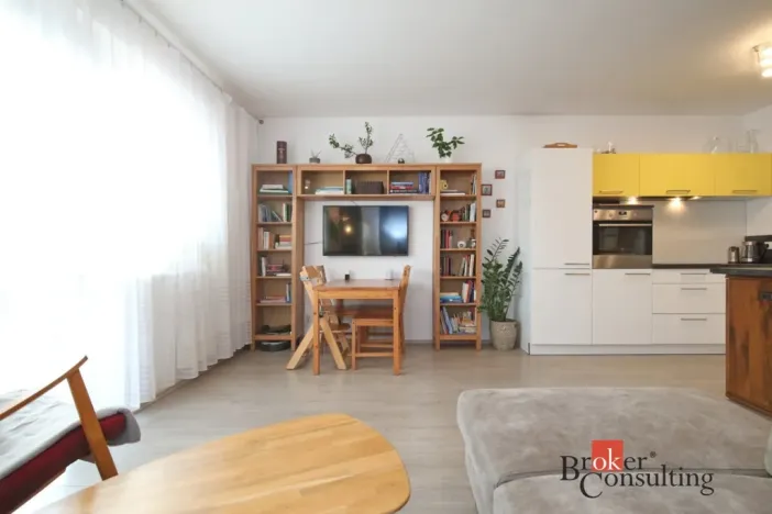 Prodej bytu 3+kk, Jinočany, Smetanova, 74 m2