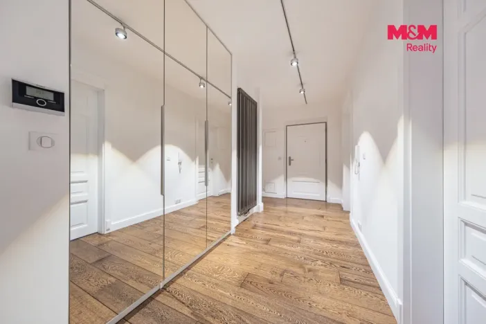 Prodej bytu 5+kk, Praha, Jeseniova, 189 m2