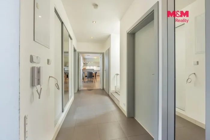 Prodej rodinného domu, Praha - Suchdol, K Roztokům, 160 m2