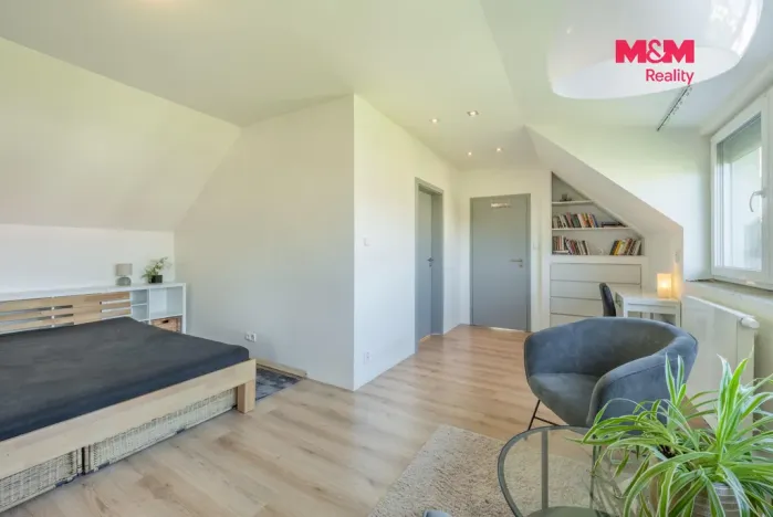 Prodej rodinného domu, Praha - Suchdol, K Roztokům, 160 m2