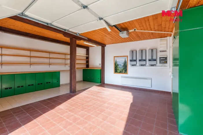 Prodej rodinného domu, Loučim, 300 m2