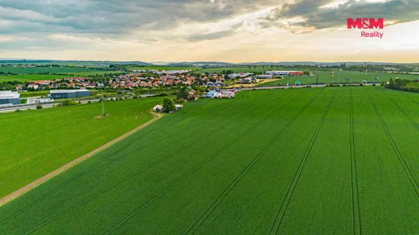 Prodej pole, Praha - Třebonice, 3999 m2