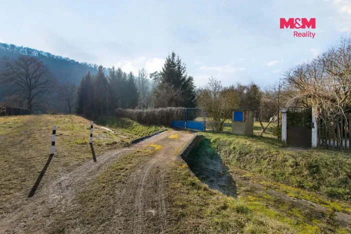 Prodej zahrady, Hlásná Třebaň, 2103 m2