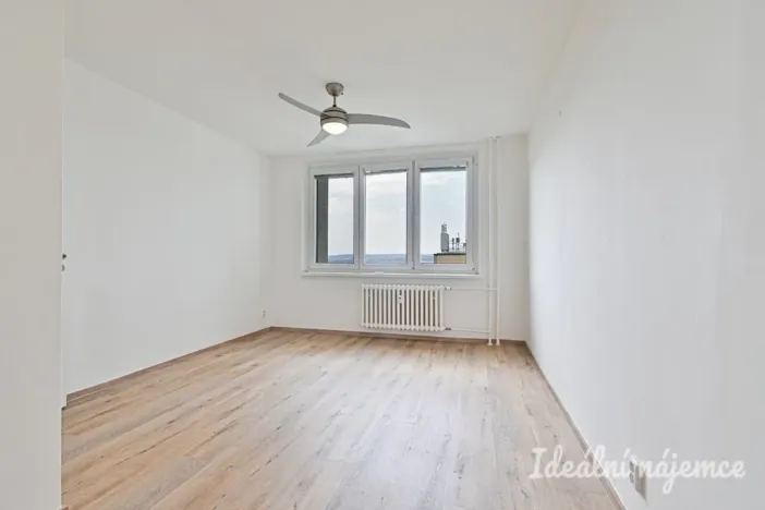Pronájem bytu 2+kk, Brno, Blatnická, 43 m2