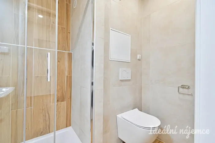 Pronájem bytu 2+kk, Brno, Blatnická, 43 m2