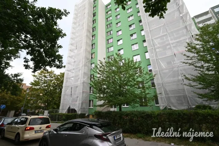 Pronájem bytu 2+kk, Brno, Blatnická, 43 m2