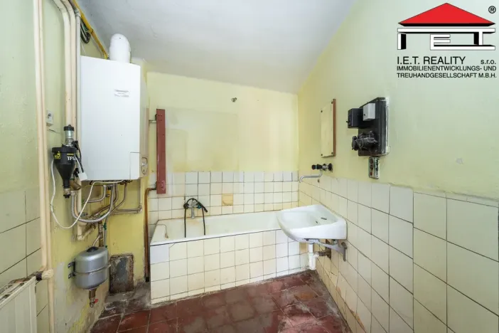Prodej rodinného domu, Ostrov u Macochy, 173 m2