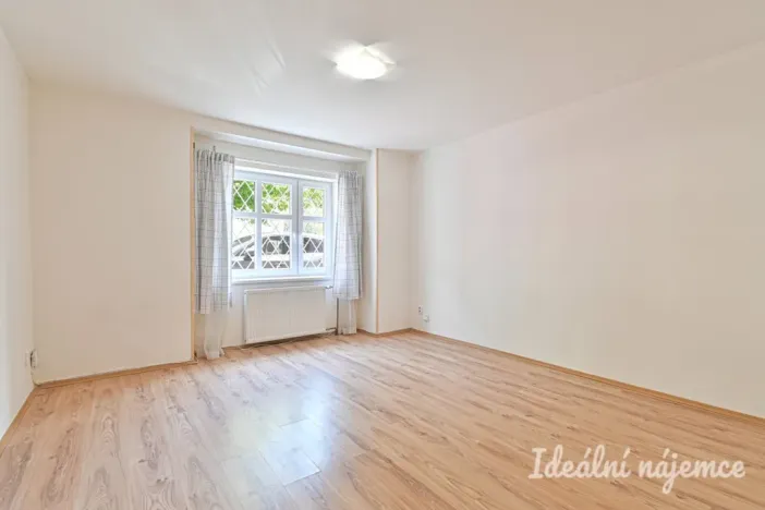 Pronájem bytu 2+1, Brno, Střední, 57 m2