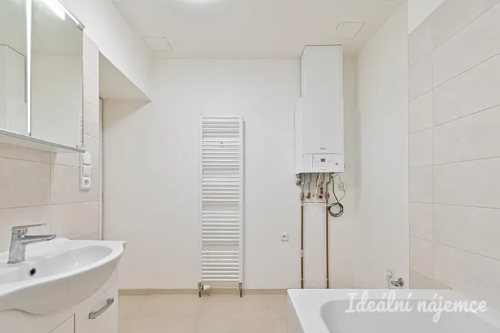 Pronájem bytu 2+1, Brno, Střední, 57 m2