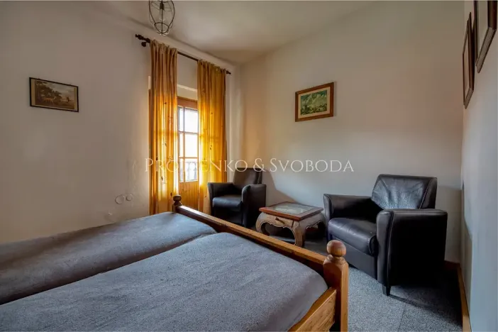 Prodej ubytování, Červená Lhota, 1220 m2