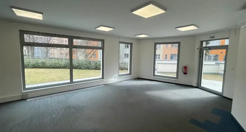 Pronájem kanceláře, Praha - Krč, Pacovská, 109 m2