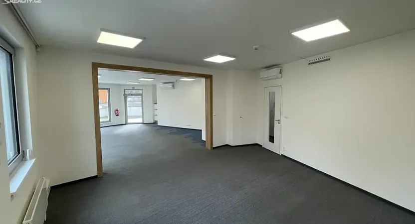 Pronájem kanceláře, Praha - Krč, Pacovská, 109 m2