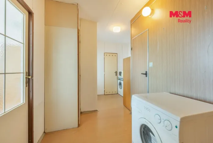Prodej bytu 3+1, Kladno - Kročehlavy, Děčínská, 76 m2
