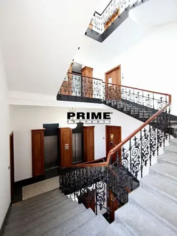 Pronájem kanceláře, Praha - Nové Město, Lazarská, 189 m2