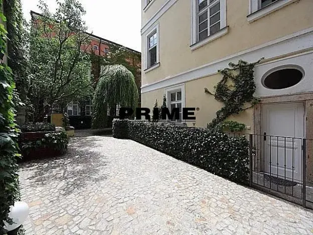 Pronájem bytu 4+1, Praha - Malá Strana, Vlašská, 178 m2