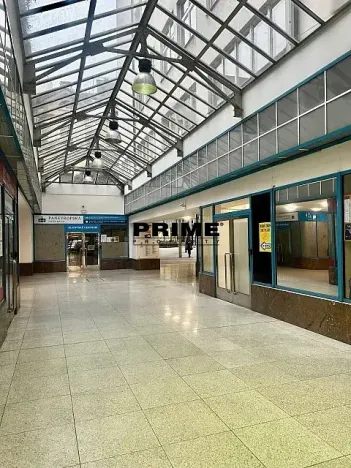 Pronájem kanceláře, Praha - Nové Město, Spálená, 361 m2