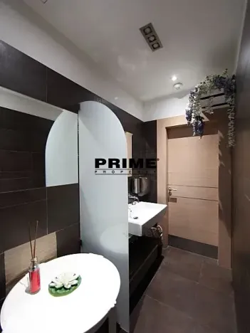 Pronájem restaurace, Praha - Vinohrady, Italská, 225 m2