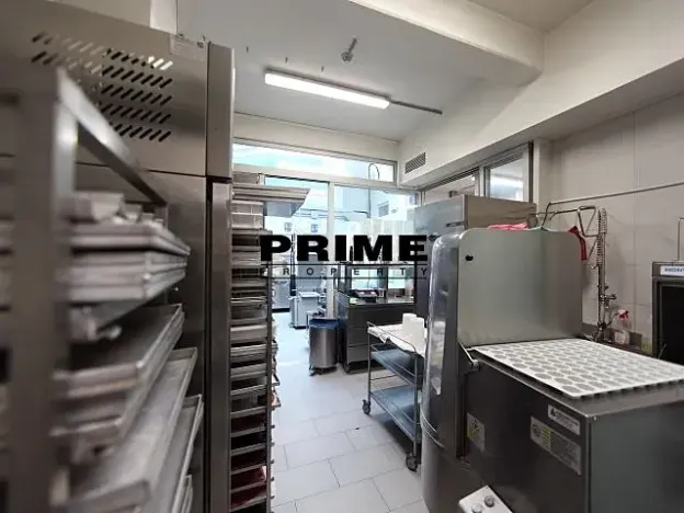 Pronájem obchodního prostoru, Praha - Vinohrady, Italská, 225 m2
