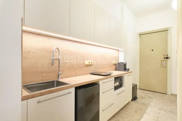 Pronájem kanceláře, Praha - Vršovice, Moskevská, 37 m2