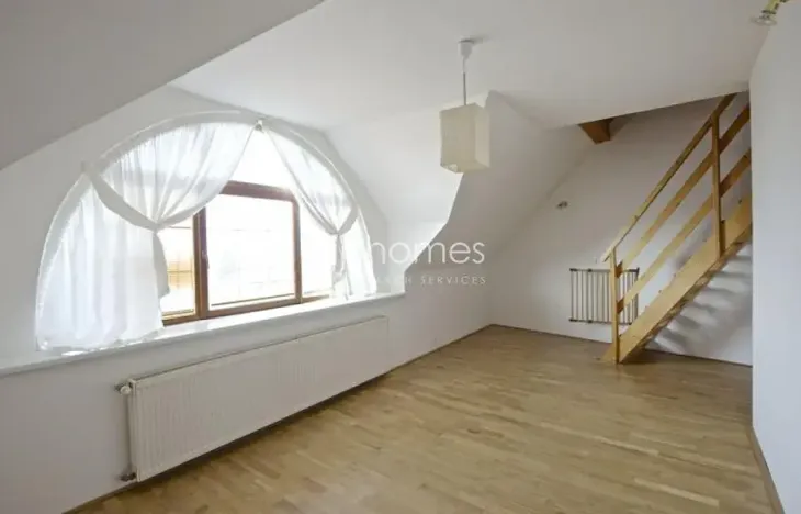 Pronájem rodinného domu, Praha - Střešovice, Nad hradním vodojemem, 350 m2