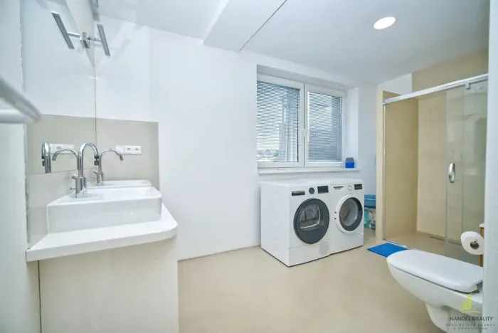 Prodej rodinného domu, Velké Bílovice, 231 m2