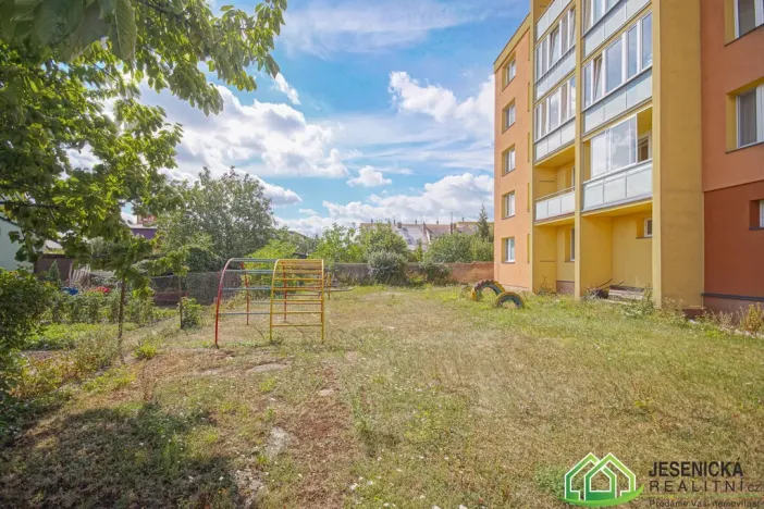 Prodej bytu 1+kk, Javorník, Janošíkova, 35 m2