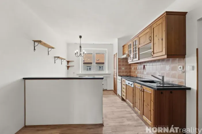 Pronájem bytu 2+1, Praha - Vršovice, Karpatská, 56 m2