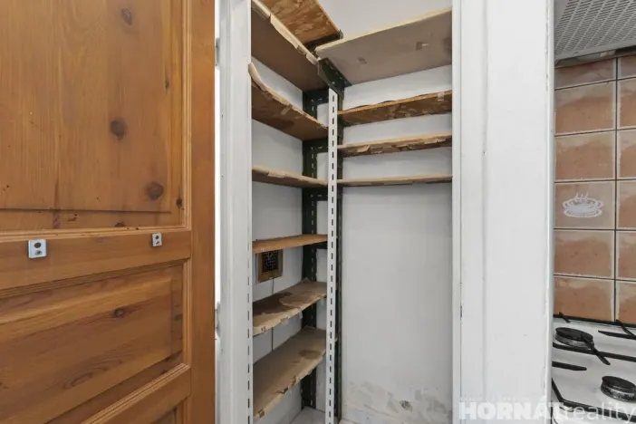 Pronájem bytu 2+1, Praha - Vršovice, Karpatská, 56 m2