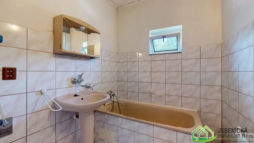Prodej rodinného domu, Mikulovice, Nábřežní, 358 m2