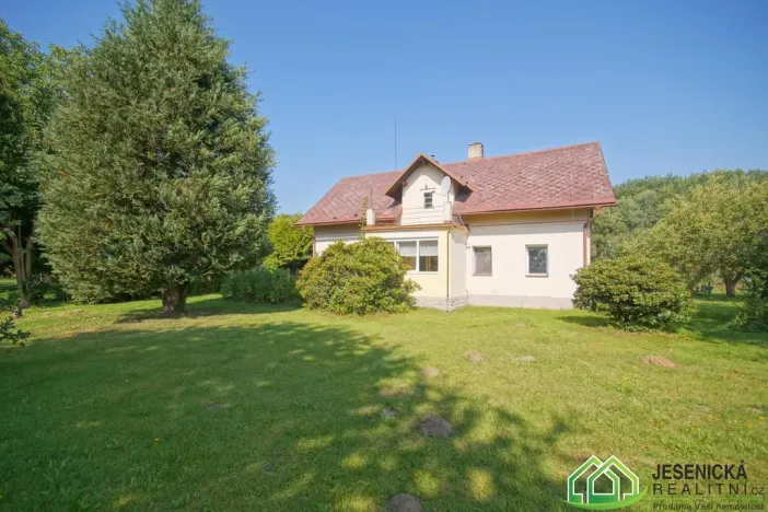 Prodej rodinného domu, Mikulovice, Nábřežní, 358 m2