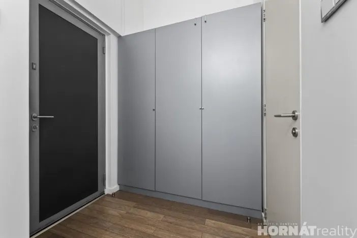 Pronájem bytu 2+kk, Praha - Smíchov, U Paliárky, 47 m2