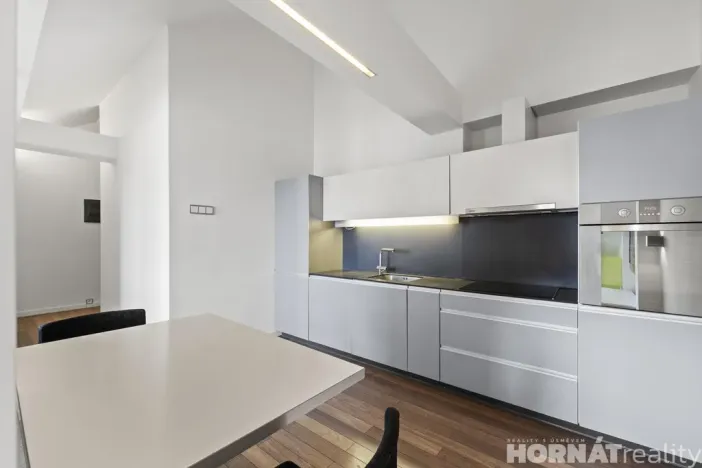 Pronájem bytu 2+kk, Praha - Smíchov, U Paliárky, 47 m2