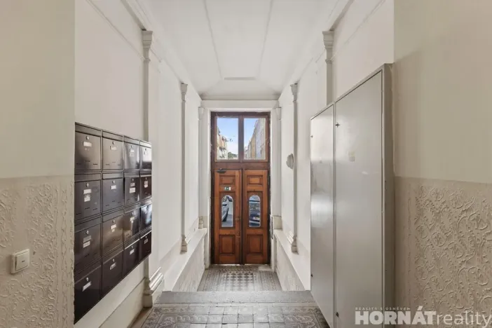 Pronájem bytu 2+kk, Praha - Smíchov, U Paliárky, 47 m2