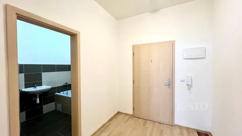 Pronájem bytu 1+kk, Hrádek nad Nisou, Starý Dvůr, 29 m2
