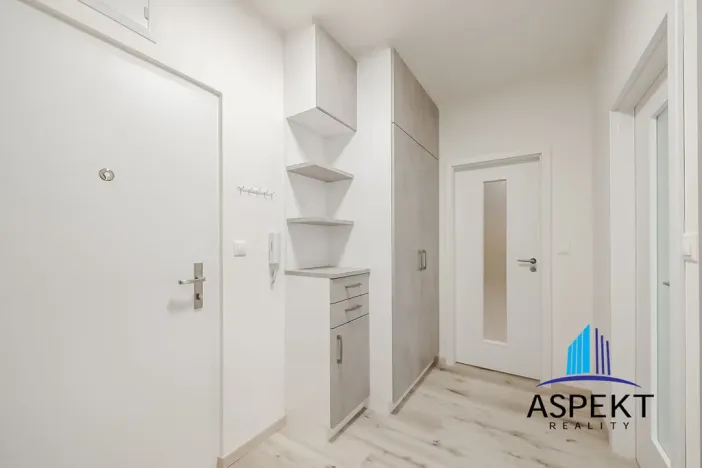 Pronájem bytu 1+kk, Praha - Stodůlky, Volutová, 52 m2