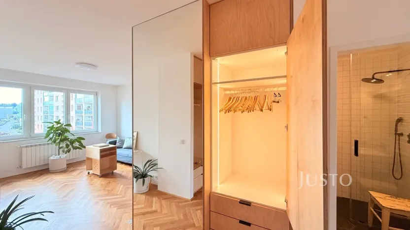 Pronájem bytu 2+kk, Liberec - Liberec XXX-Vratislavice nad Nisou, Dlážděná, 44 m2
