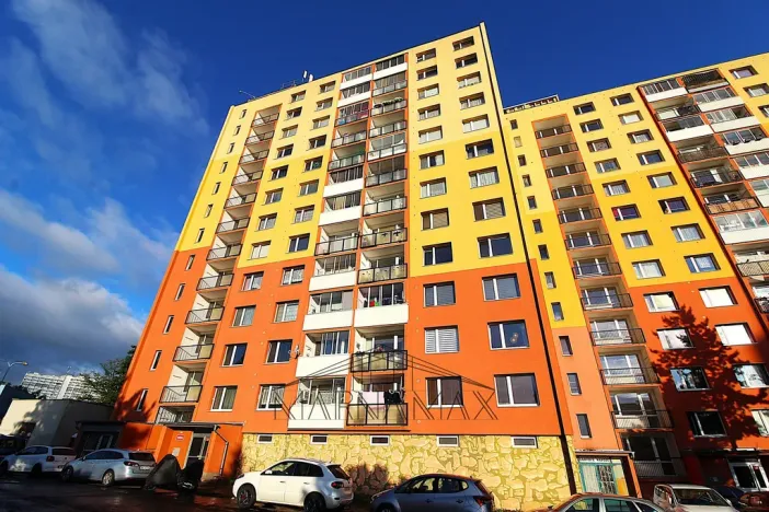 Prodej bytu 2+1, Chomutov, Holešická, 62 m2