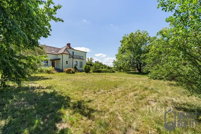 Prodej rodinného domu, Charvatce, 250 m2