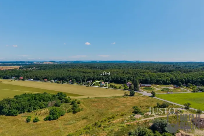 Prodej rodinného domu, Charvatce, 250 m2