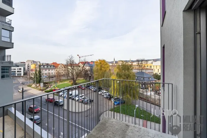 Pronájem bytu 1+kk, Liberec - Liberec III-Jeřáb, U Nisy, 54 m2