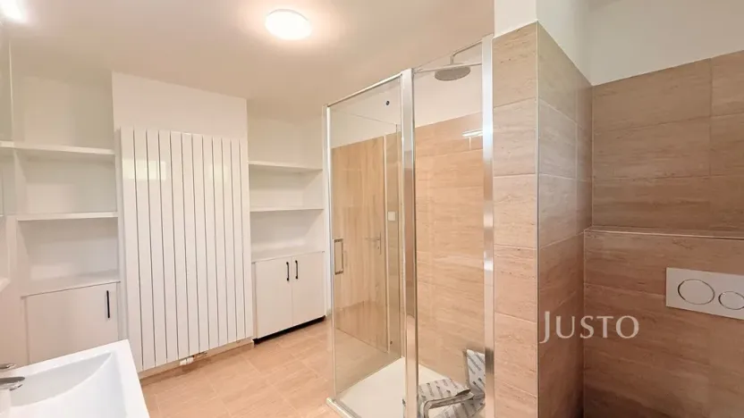 Pronájem rodinného domu, Liberec - Liberec IV-Perštýn, U Krematoria, 210 m2