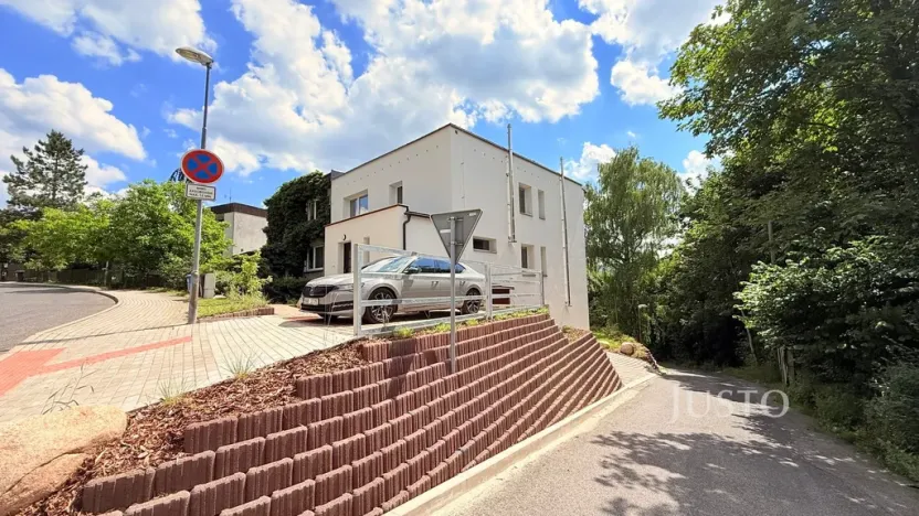 Pronájem rodinného domu, Liberec - Liberec IV-Perštýn, U Krematoria, 210 m2