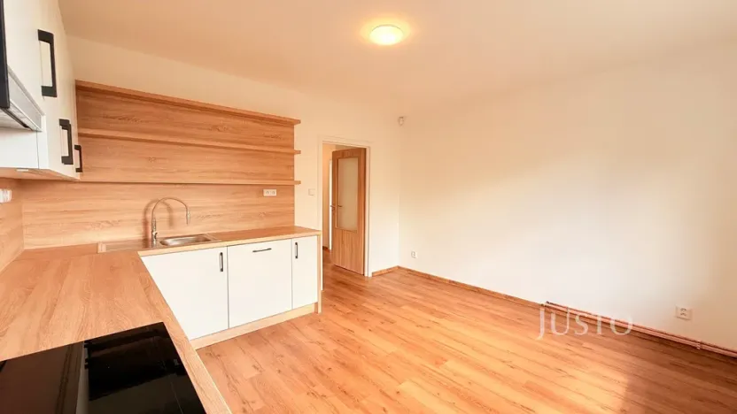 Pronájem rodinného domu, Liberec - Liberec IV-Perštýn, U Krematoria, 210 m2
