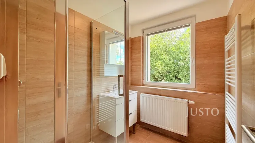 Pronájem rodinného domu, Liberec - Liberec IV-Perštýn, U Krematoria, 210 m2