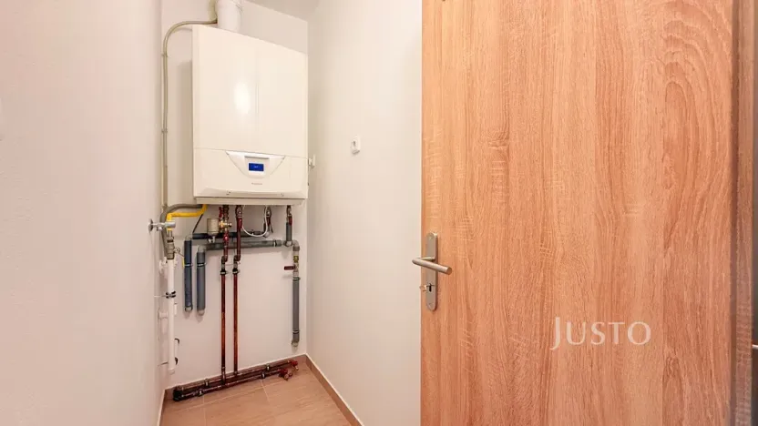 Pronájem rodinného domu, Liberec - Liberec IV-Perštýn, U Krematoria, 210 m2
