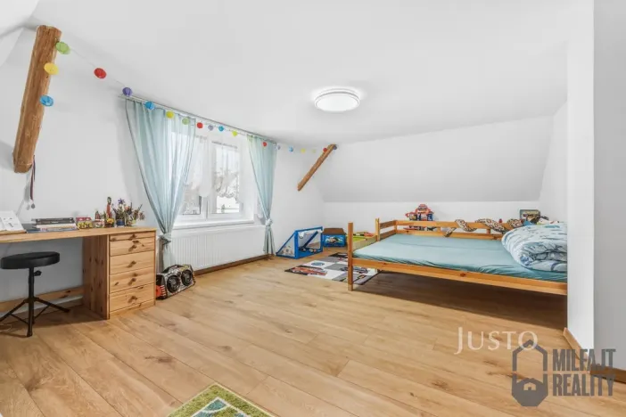 Prodej rodinného domu, Jindřichovice pod Smrkem, 205 m2