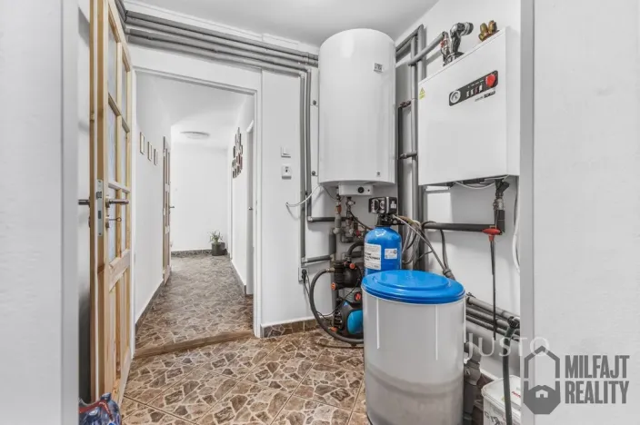 Prodej rodinného domu, Jindřichovice pod Smrkem, 205 m2